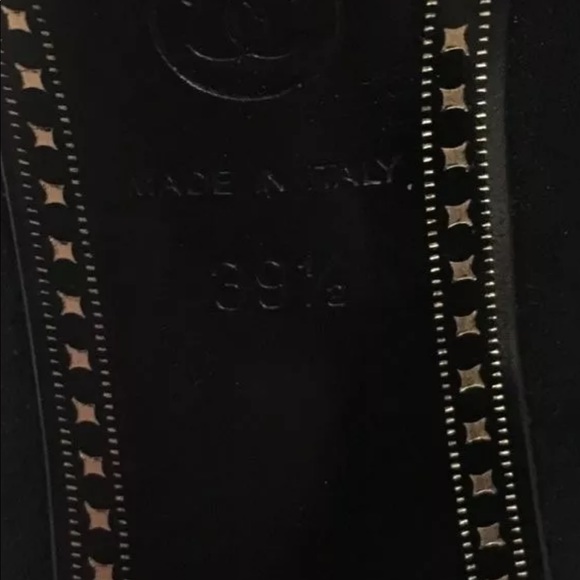 Chanel heels size 39.5 suede - Picture 6 of 6